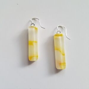 NWOT Yellow Marbled Glass Earrings
